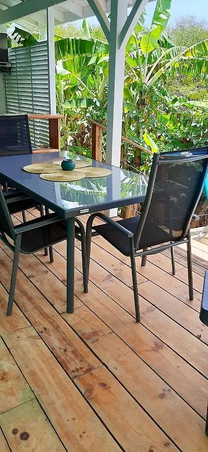 Сasa de vacaciones Bungalow Idyllique A Sainte-Anne Avec Piscine Privee